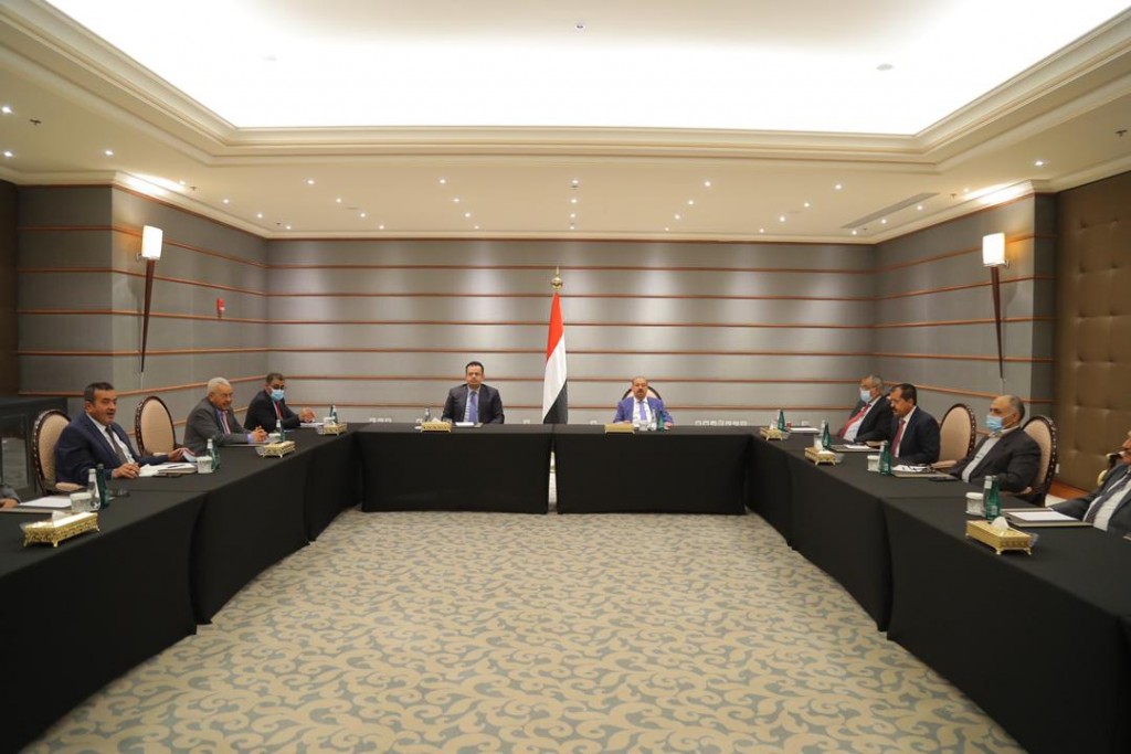 هيئة رئاسة مجلس النواب مع رئيس الوزراء