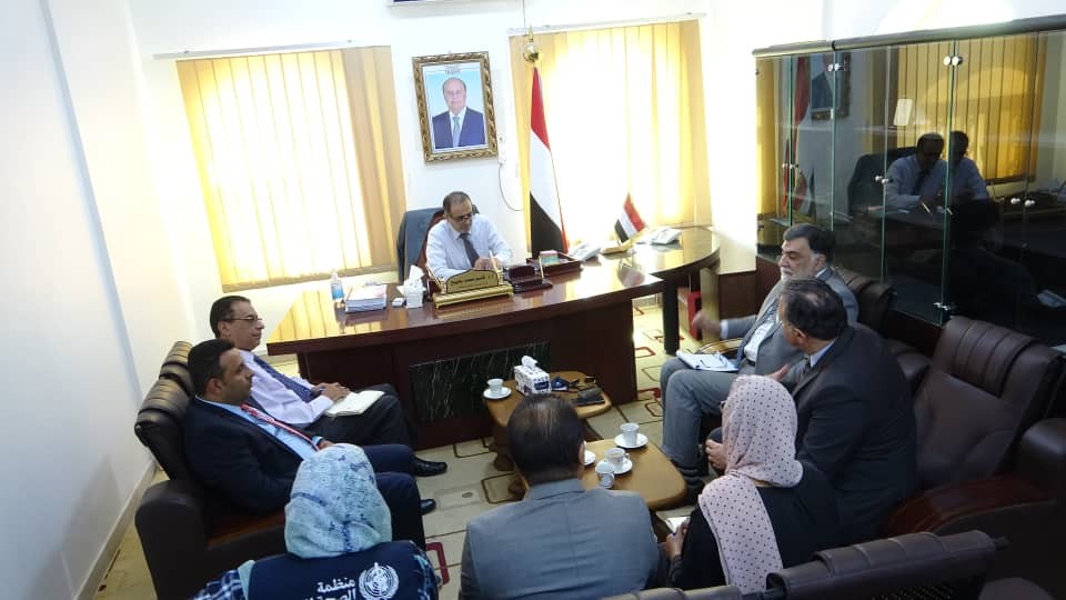 وزير الصحة خلال اللقاء