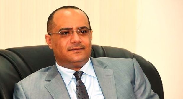 وزير التخطيط عبر الاتصال المرئي