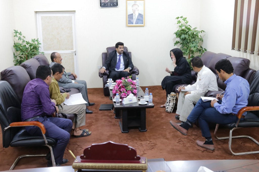 نائب وزير النقل خلال اللفاء