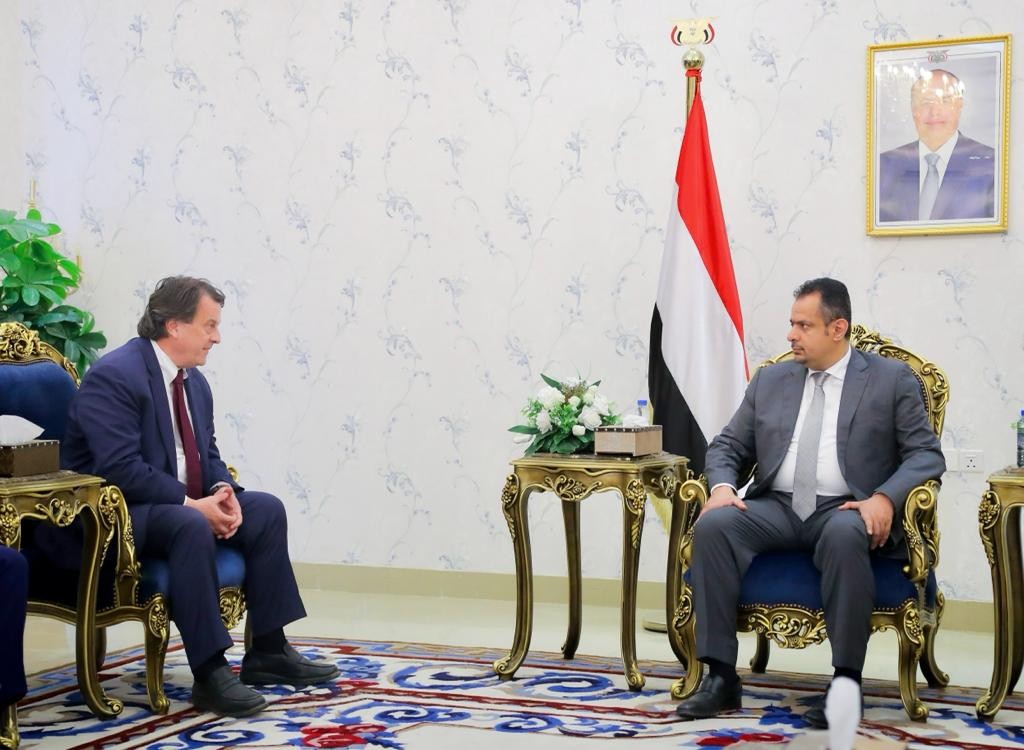 رئيس الوزراء خلال اللقاء