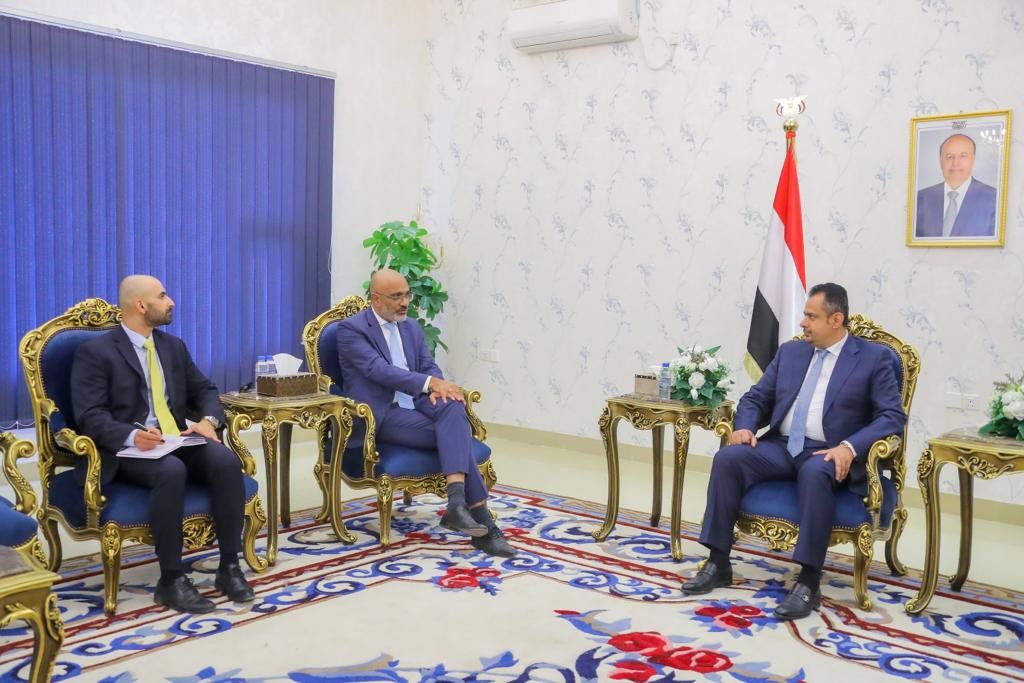 رئيس الوزراء خلال اللقاء