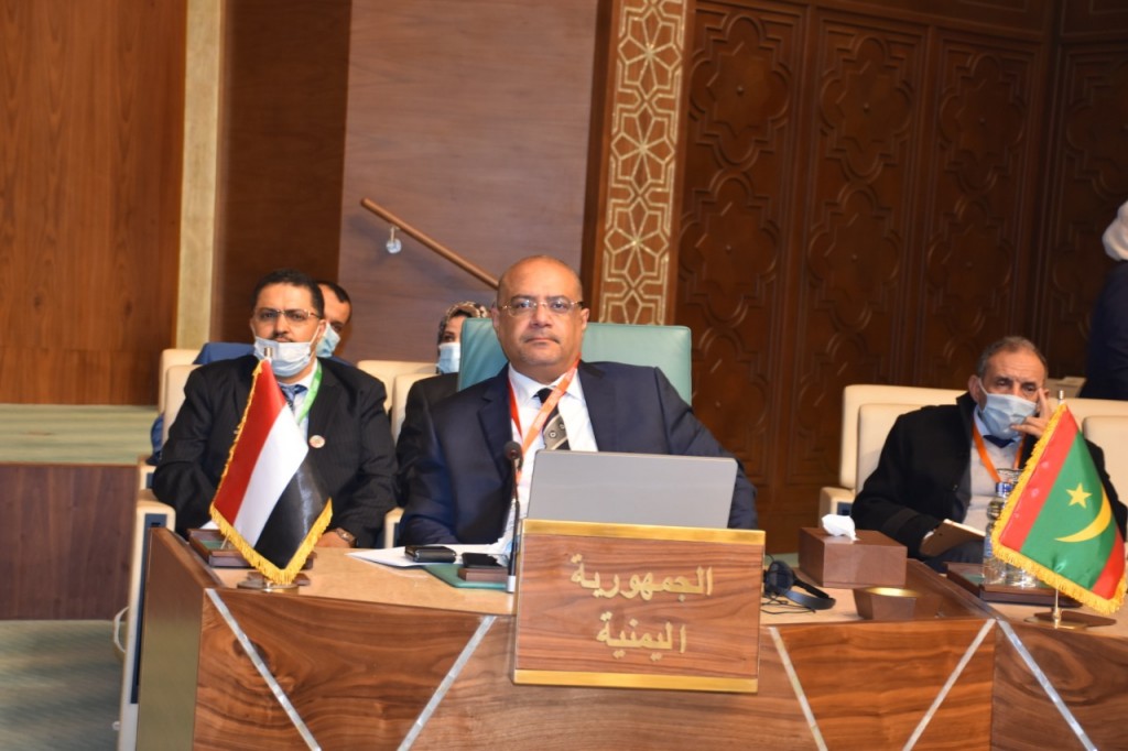 وزير التخطيط خلال المؤتمر