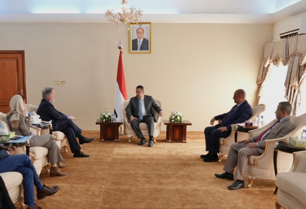 رئيس الوزراء خلال اللقاء