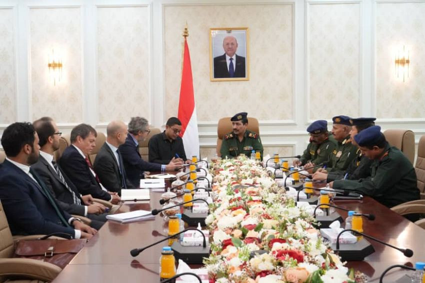 وزير الداخلية خلال اللقاء