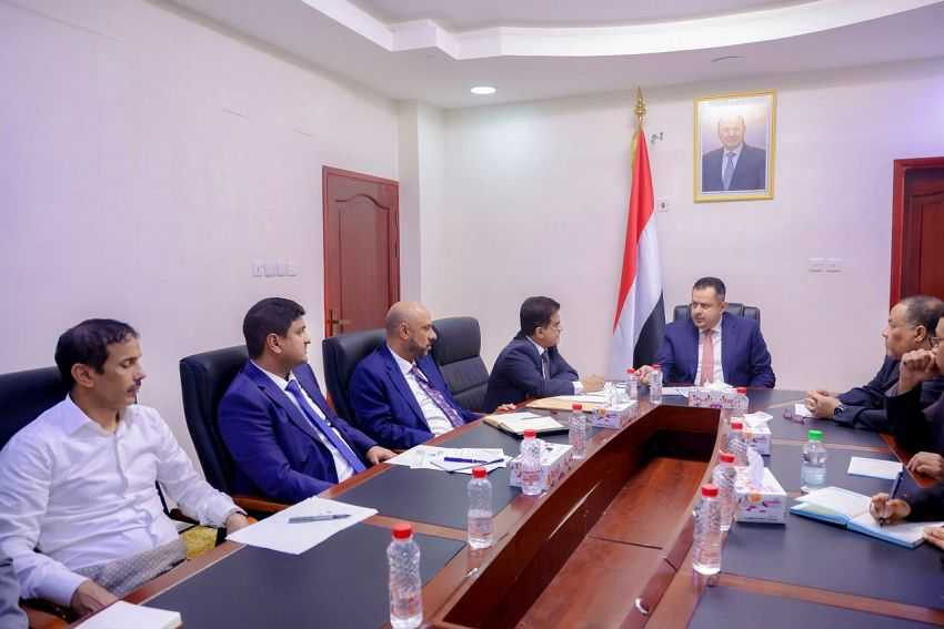 رئيس الوزراء خلال اللقاء