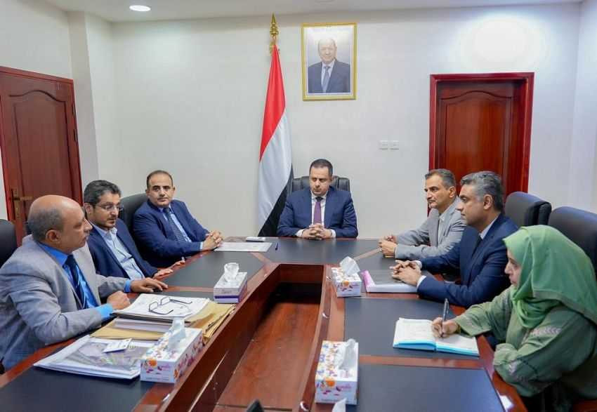رئيس الوزراء خلال اللقاء