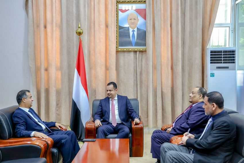 رئيس الوزراء خلال اللقاء