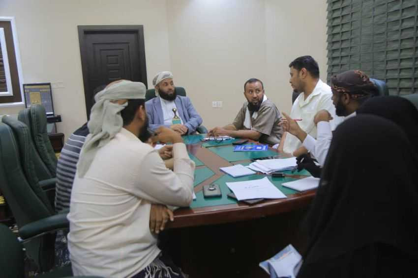 وزير الأوقاف خلال اللقاء