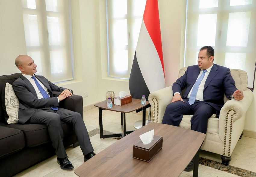 رئيس الوزراء خلال اللقاء