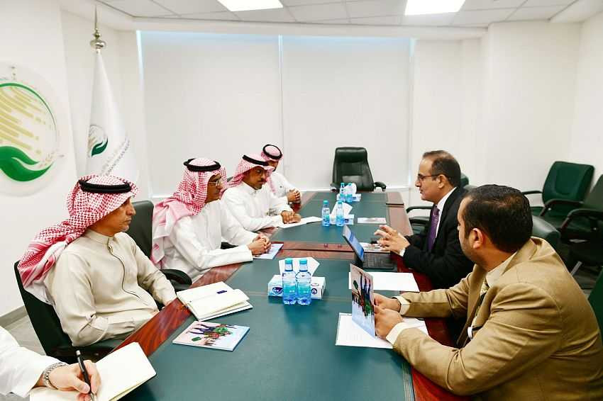 وزير الصحة خلال اللقاء
