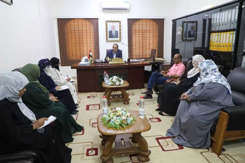 وزير الصحة خلال الاجتماع