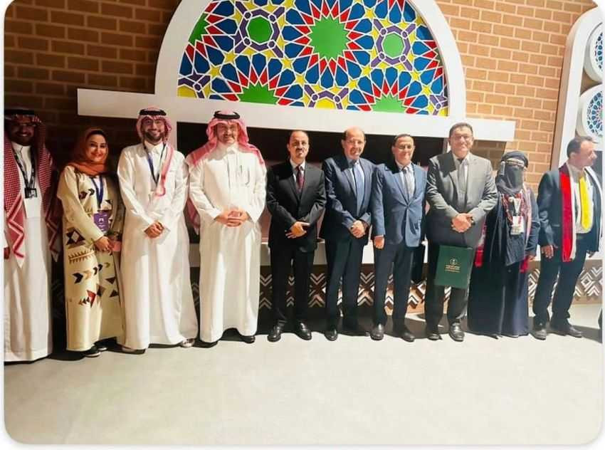 وزير الإعلام خلال المشاركة