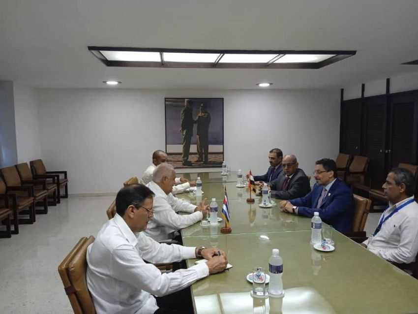 وزير الخارجية خلال اللقاء