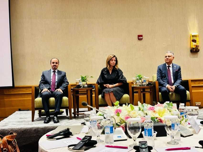 وزير الإعلام خلال كلمته