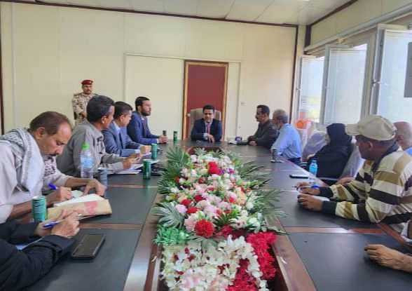 لقاء وزير النفط بقيادة هيئة استكشاف وانتاج النفط
