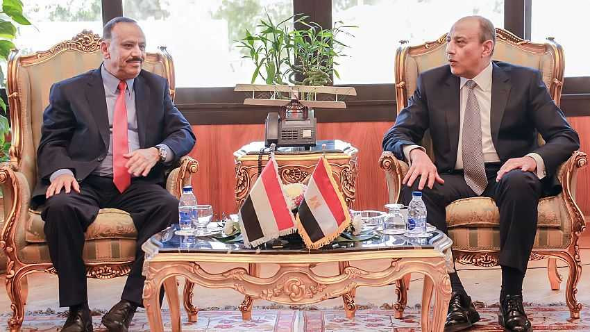 لقاء وزير النقل مع وزير الطيران المدني المصري