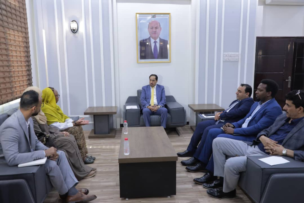 البكري يلتقي ممثل صندوق الأمم المتحدة للسكان ويختتم أنشطة مركز تدريب الشباب