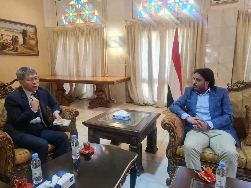 لقاء وزير الكهرباء بالسفير الكوري