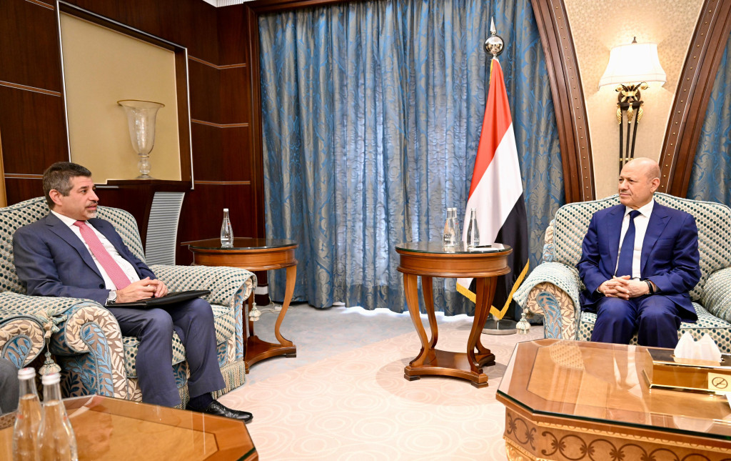 الرئيس: دعم الحكومة هو السبيل لوقف مغامرات المليشيات على الصعيدين الوطني والإقليمي