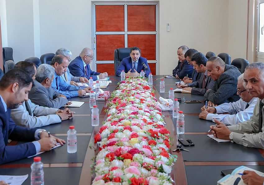 زياره رئيس الوزراء الميدانية إلى ديوان وزارة الخدمة المدنية والتأمينات