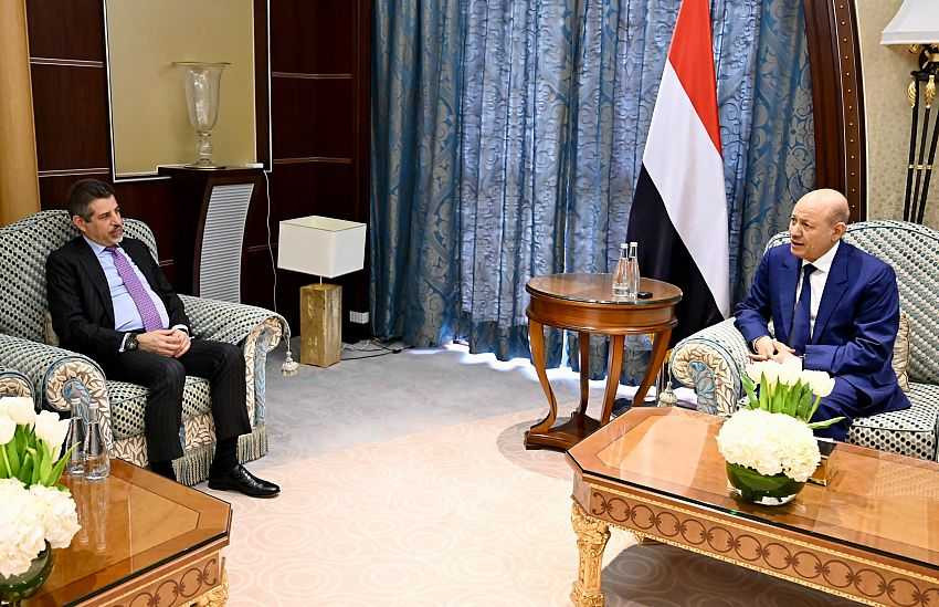 لقاء رئيس مجلس القيادة بسفير الولايات المتحدة الأميركية