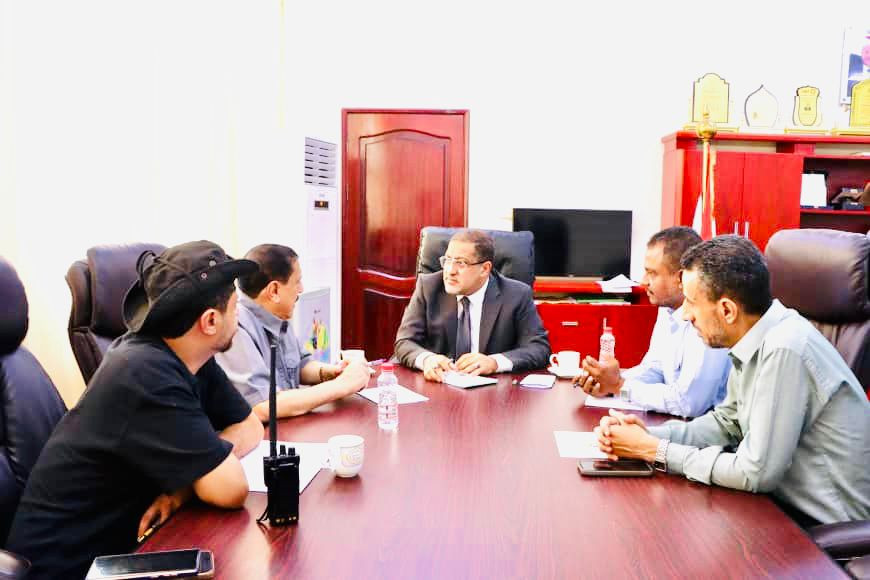 وزير العدل يؤكد على أهمية تطوير عمل الأدلة الجنائية