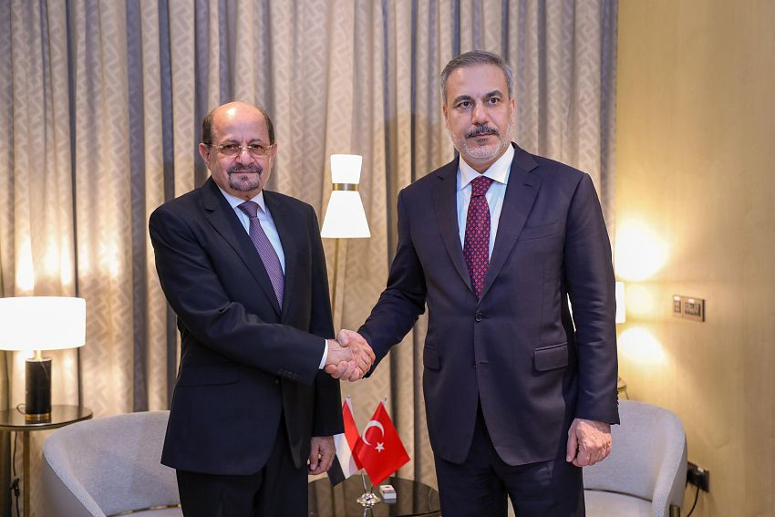 وزير الخارجية وشؤون المغتربين الدكتور شائع الزنداني، مع نظيره وزير الخارجية التركي هاكان فيدان