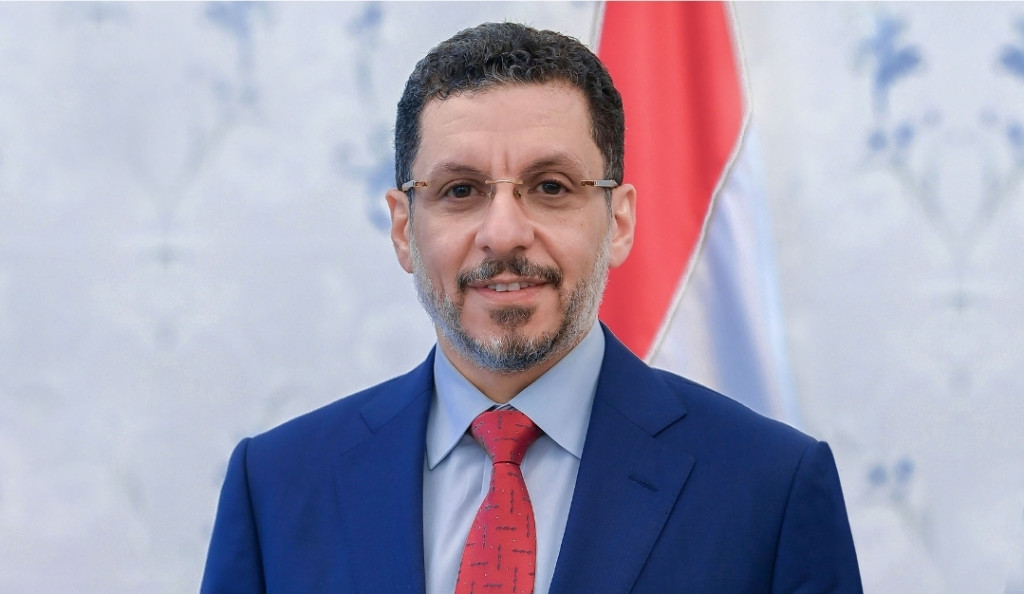 رئيس الوزراء يهنئ العمال بعيدهم ويؤكد الحرص على حل مشاكلهم في الفترة القادمة