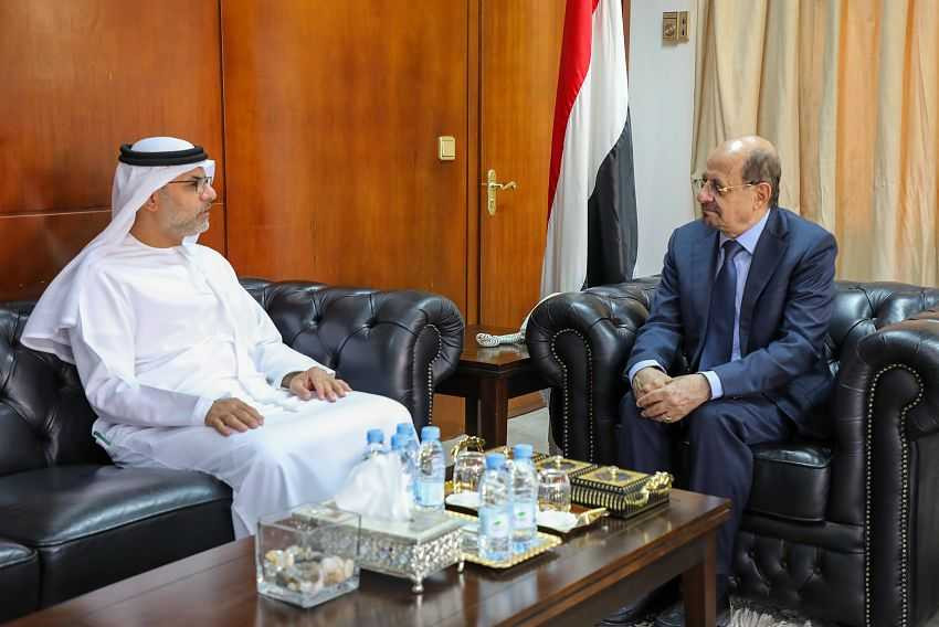 لقاء وزير الخارجية مع السفير الإماراتي