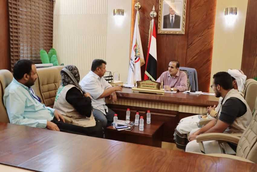 لقاء وزير الصحة مع فريق جمعية الحكمة اليمانية الخيرية