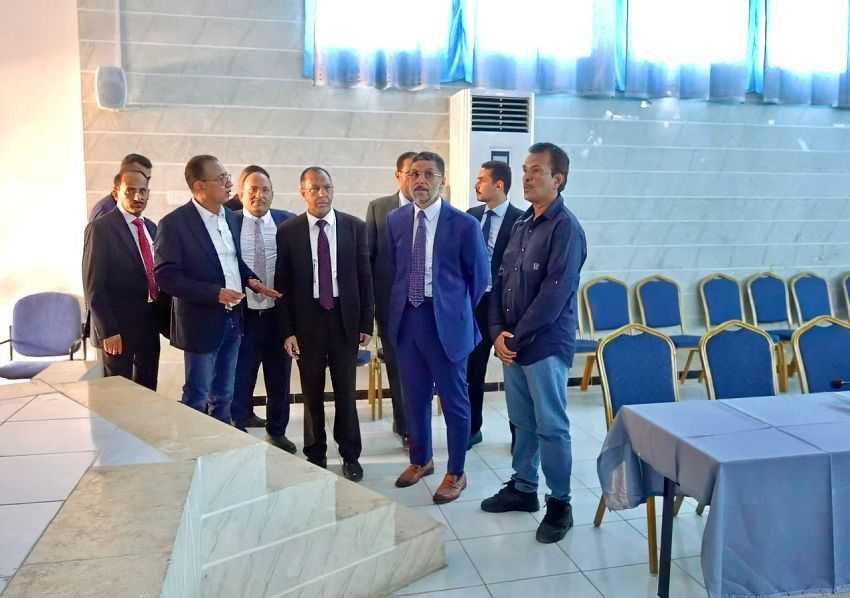 زيارة رئيس الوزراء إلى مقر الهيئة العامة لحماية البيئة