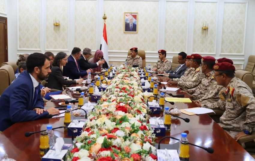 لقاء وزير الدفاع سفراء الاتحاد الأوروبي