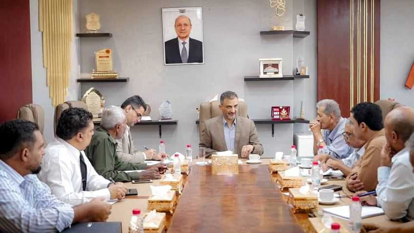 اجتماع برئاسة وزير الدولة محافظ عدن أحمد الملس