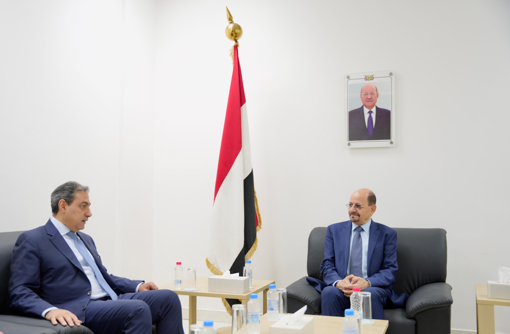 وزير الخارجية يلتقي نائب المبعوث الأممي إلى اليمن