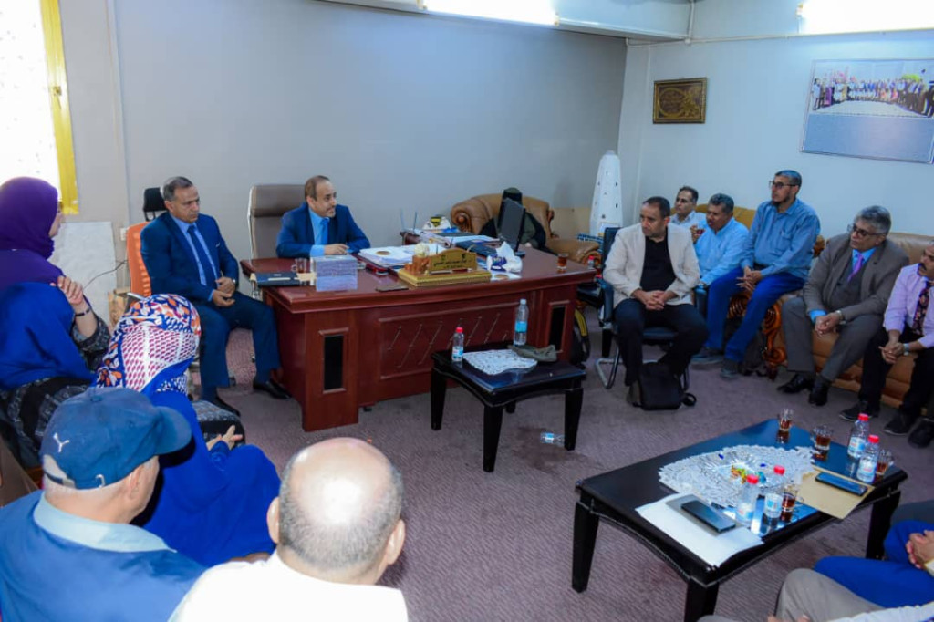 وزير التعليم العالي يتفقد سير العملية التعليمية في جامعة عدن