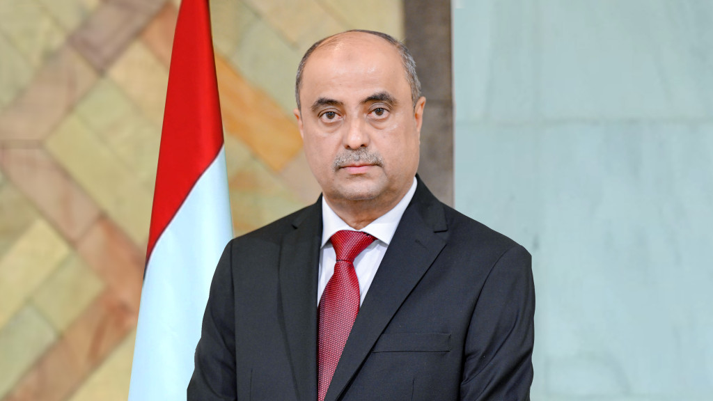 بن بريك لـ«عكاظ»: الدعم السعودي مكَّن اليمن من الصمود في وجه العواصف