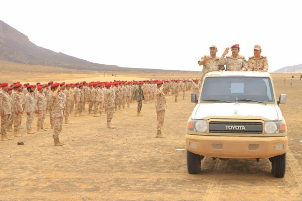 وزير الدفاع يشيد بجهود هيئة التدريب والتأهيل في رفع كفاءة القوات المسلحة