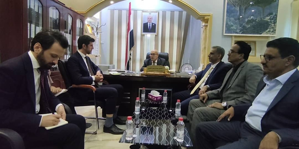 وزير الإدارة المحلية يبحث مع بعثة الاتحاد الأوروبي دعم مشاريع السلطات المحلية