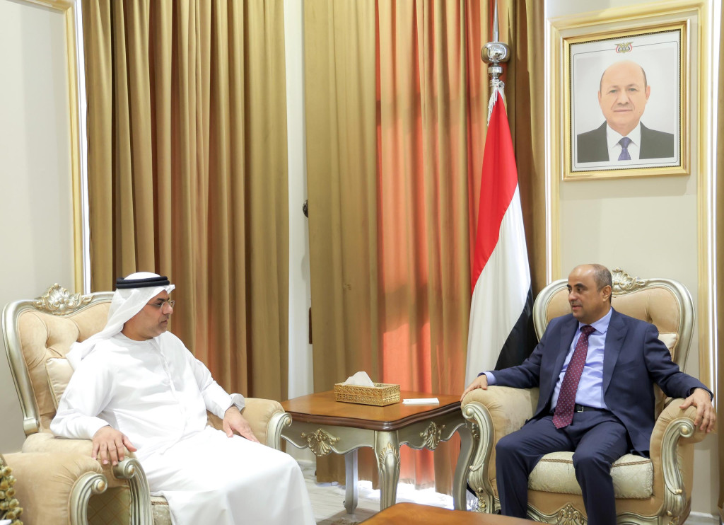 رئيس الوزراء يشيد بالعلاقات المتميزة مع الإمارات ويؤكد أن دعمها أساسي لتماسك مؤسسات الدولة