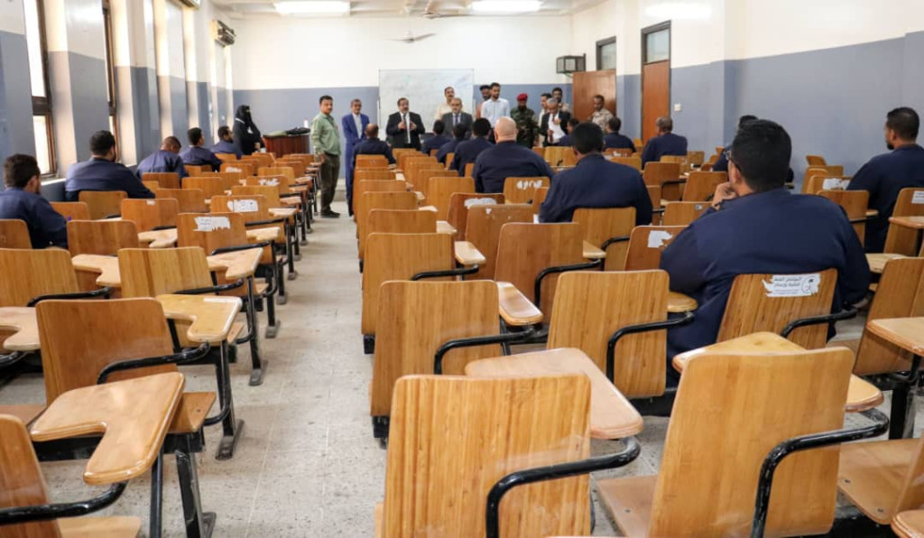 وزير العدل يدشن الامتحانات التحريرية لطلاب السنة الثانية في المعهد العالي للقضاء