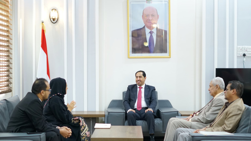 الوزير البكري يبحث مع المجلس البريطاني آفاق التعاون الاستراتيجي في العمل الشبابي