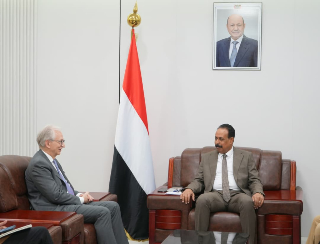 وزير الأشغال يبحث مع السفير الألماني تعزيز التعاون في قطاع الطرق والبنية التحتية