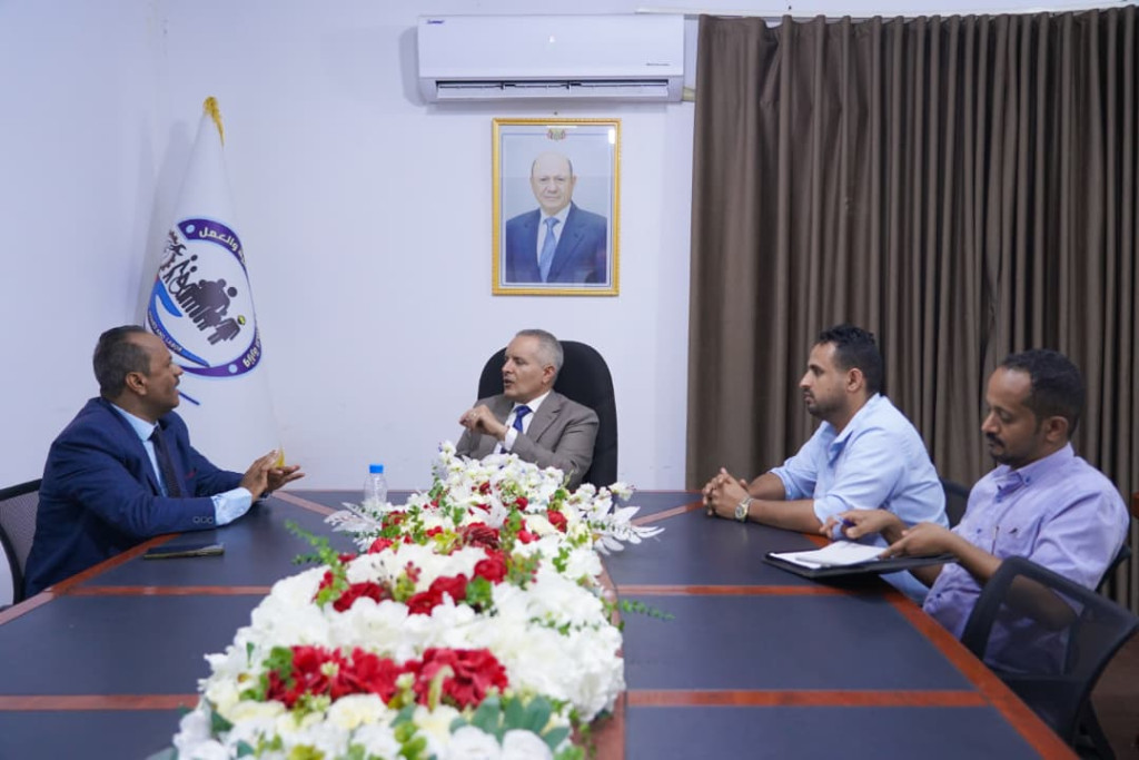 الوزير اليافعي يبحث مع مؤسسة فريدريش إيبرت دعم النقابات العمالية وبناء قدرات المجتمع المدني