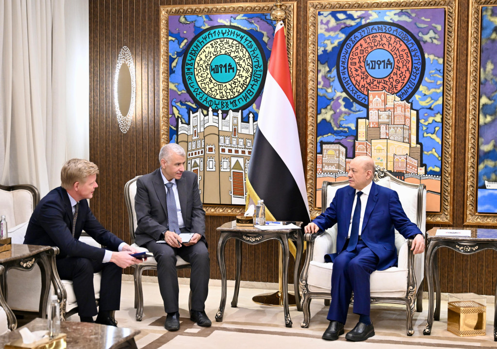 رئيس مجلس القيادة يستقبل المبعوث الخاص للأمم المتحدة